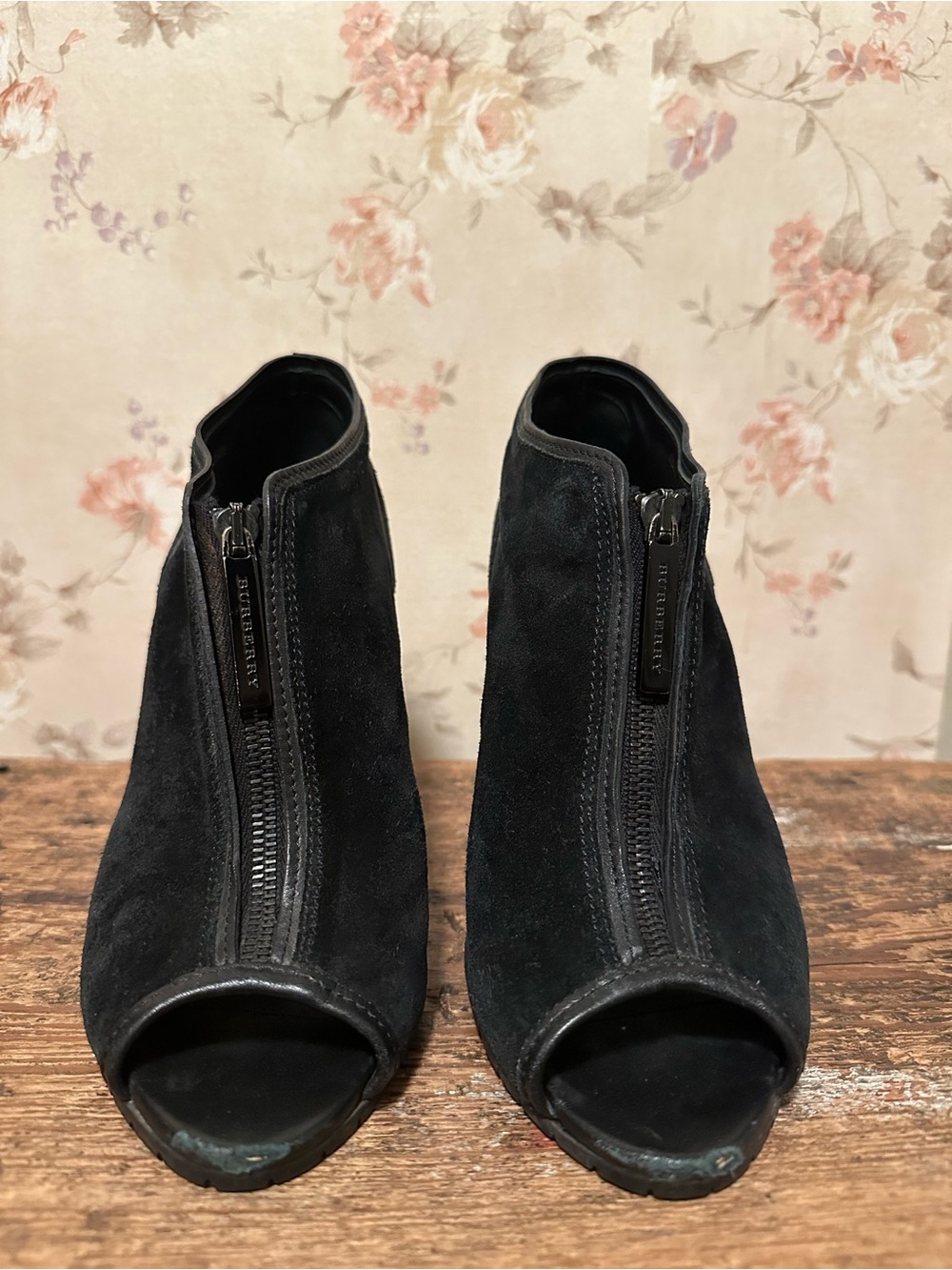 Burberry Black Suede Front-Zip Peep Toe Ankle Booties EU 40 - Picture 2 of 11